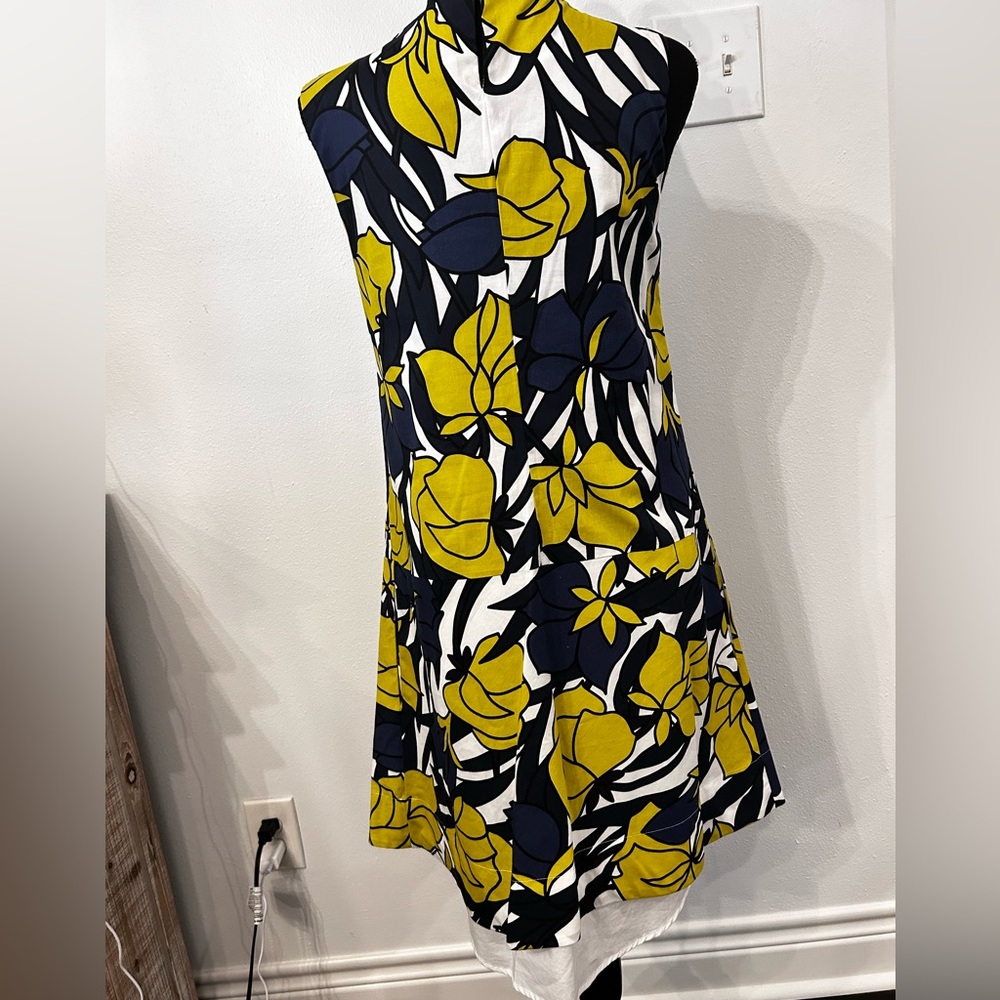 Beatrice .b Cotton-lined Blue and Yellow Floral
Sleeveless Dress-Sz 4 - Picture 4 of 13